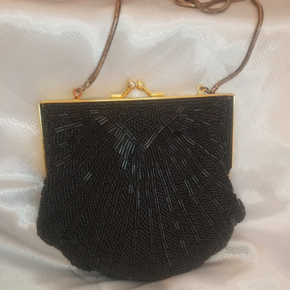 Vintage Partners, Beaded Clam black clutch